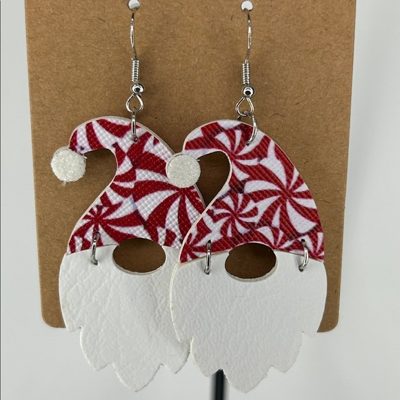 Faux Leather Dangle Earrings Gnome Santa Peppermint Hat - Picture 1 of 4